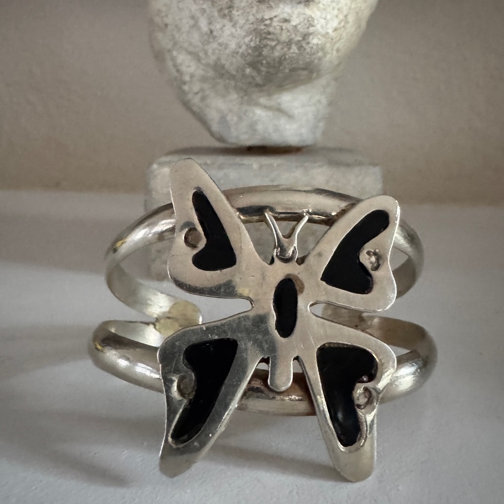 Vintage‎ Alpaca Silver Butterfly Cuff Bracelet Black Inlay - Picture 3 of 11